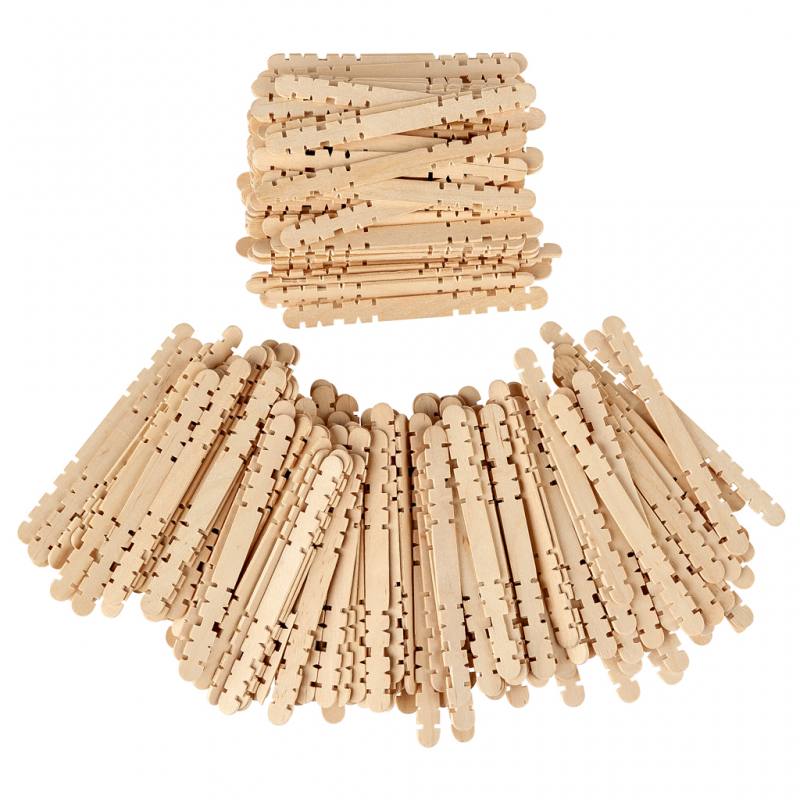 Holzstäbchen in Box