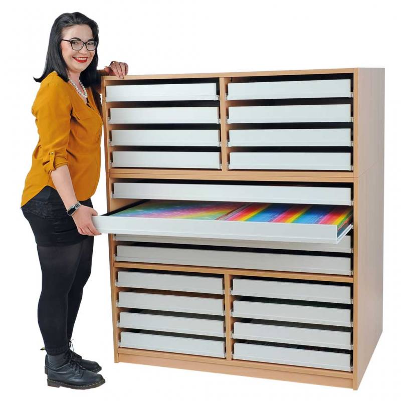 Papier- und Bildertruhen mit Aufsatz, 8 kleine Schubladen unten,  4 große mittig und 8 kleine oben