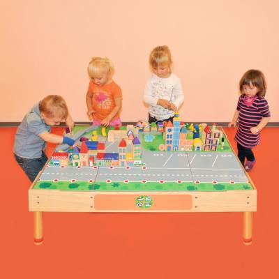 Großer Stadt-Spiel-Tisch inkl. Zubehör